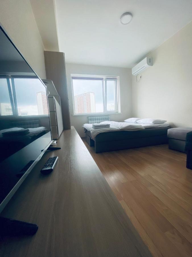 New Quiet Place In Kiev Екстер'єр фото