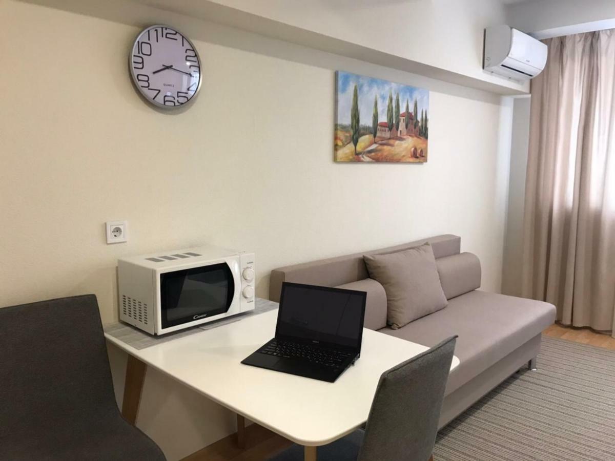 New Quiet Place In Kiev Екстер'єр фото