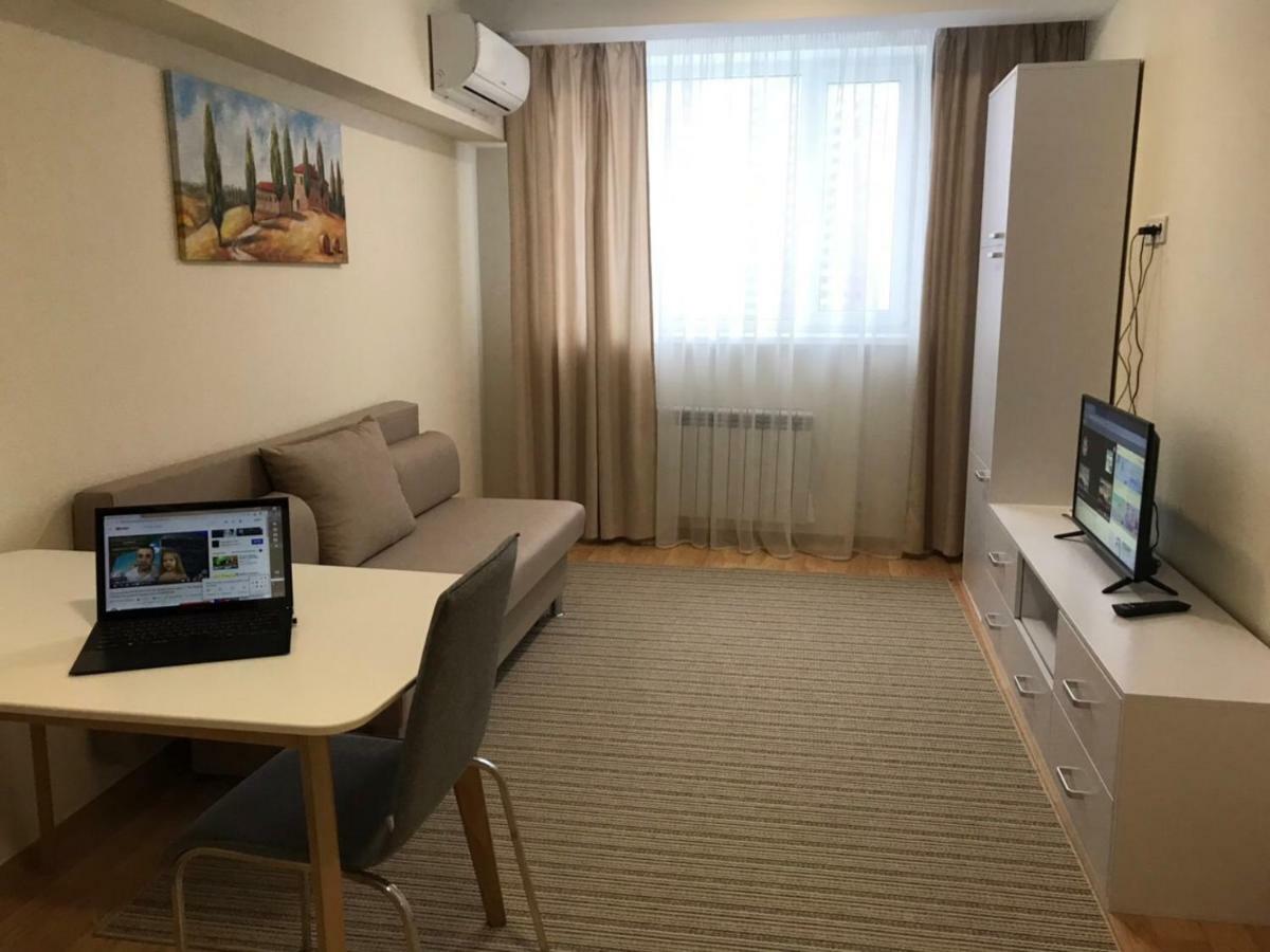 New Quiet Place In Kiev Екстер'єр фото